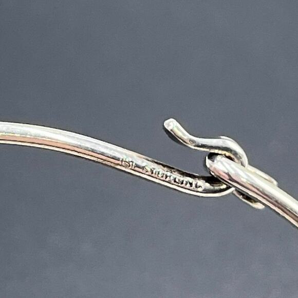 Sterling Silver Designer Signed 925 Hook and Loop Closure Cuff Bracelet - Picture 6 of 8